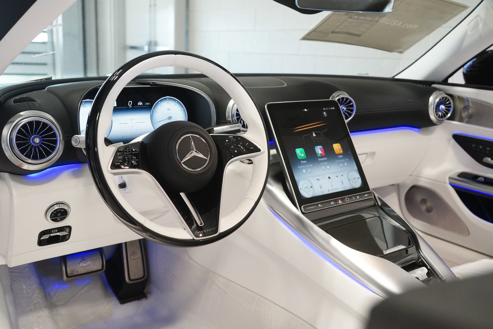 New 2026 Mercedes-Benz Maybach SL 680 image 21