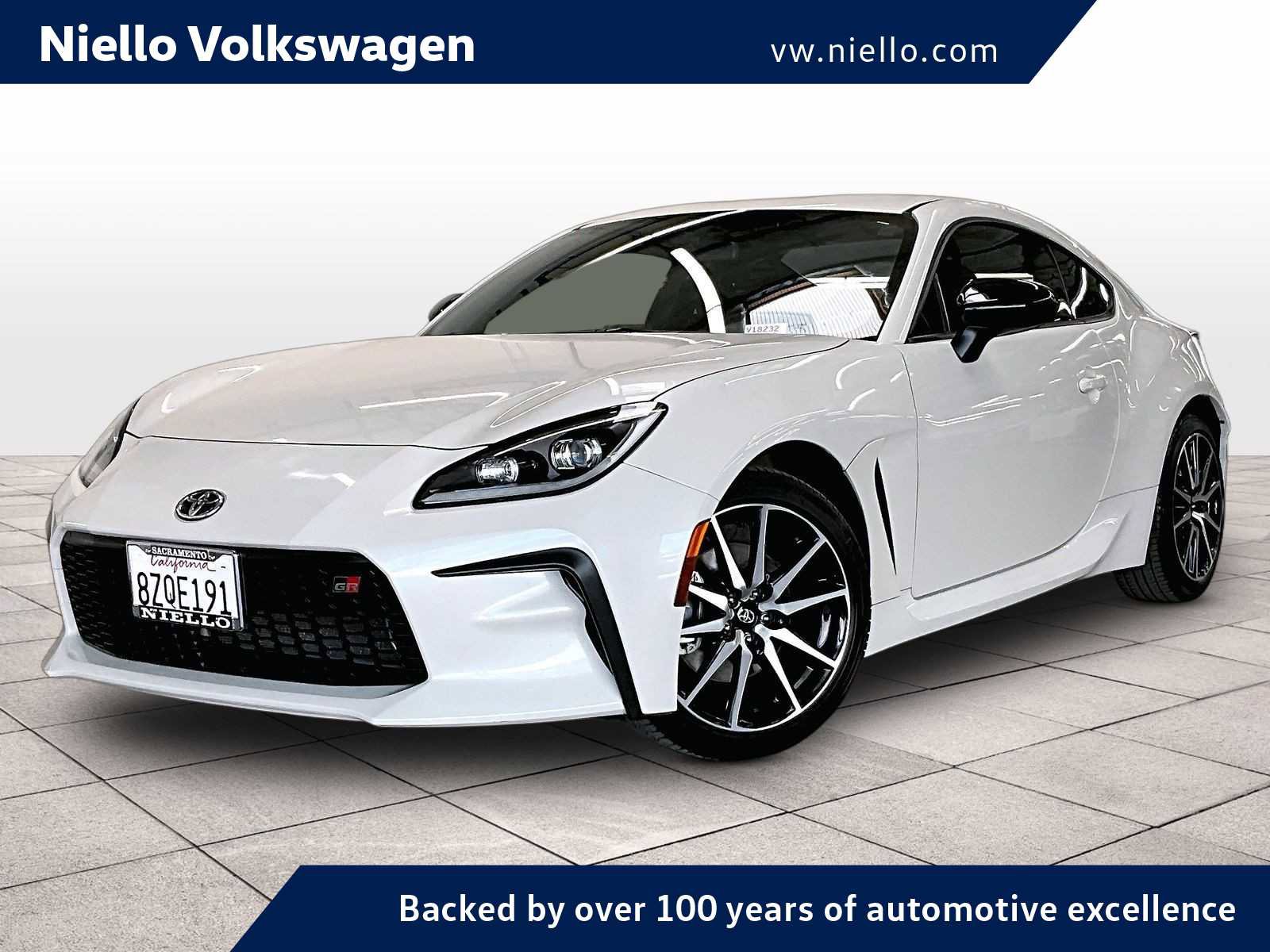 Used 2022 Toyota GR86 w/ ALL Weather Mat Package (TMS) image 1