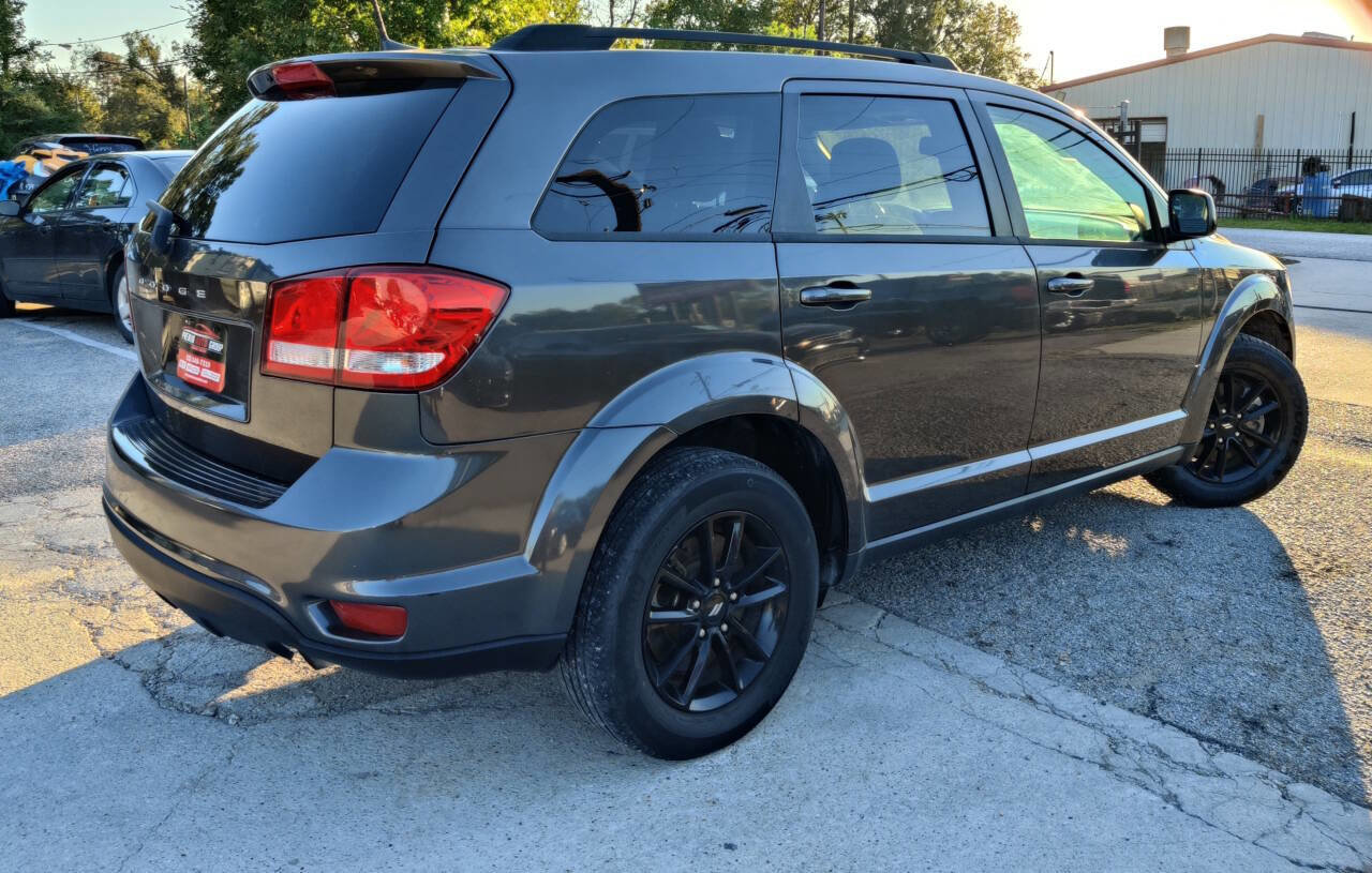 Used 2019 Dodge Journey SE w/ Connectivity Group image 7