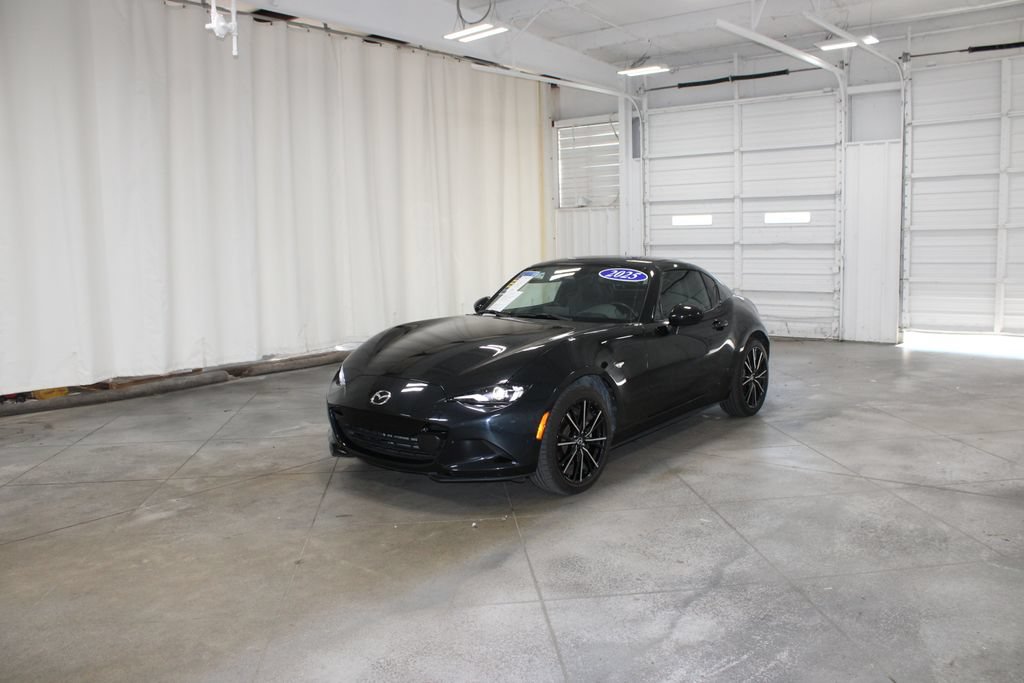 Used 2025 MAZDA MX-5 Miata RF Grand Touring RWD image 4