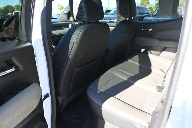 Used 2024 Chevrolet Colorado ZR2 w/ ZR2 Convenience Package III image 25