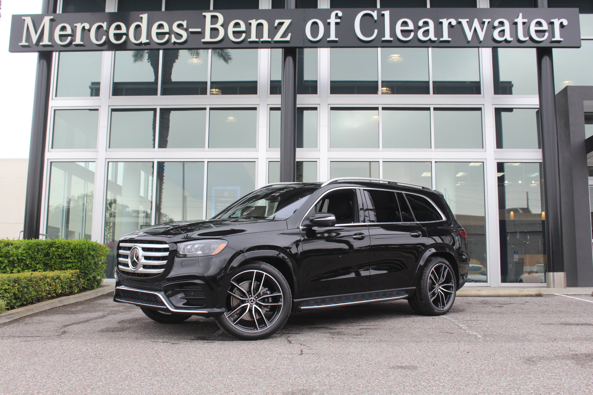 New 2026 Mercedes-Benz GLS 580 4MATIC image 1