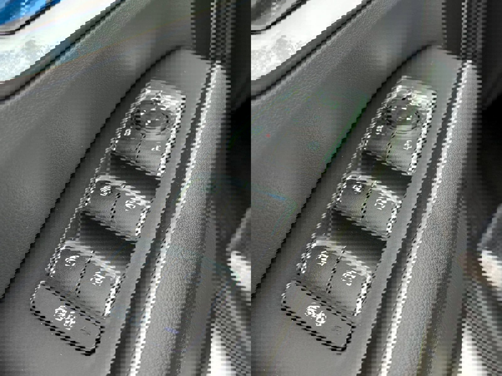 New 2026 Kia Sorento X-Line EX image 16