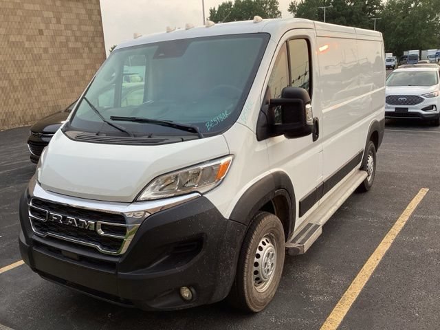 Used 2025 RAM ProMaster 2500 w/ U-Haul Equipment Group FWD image 2