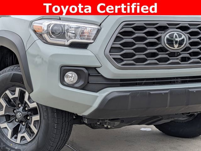 Certified 2023 Toyota Tacoma TRD Off-Road AWD/4WD image 3