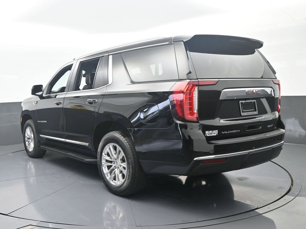 Used 2021 GMC Yukon SLT w/ SLT Luxury Plus Package image 4