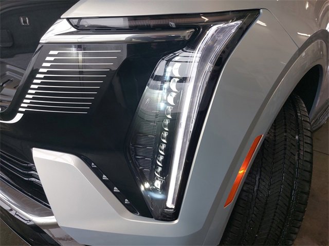 New 2025 Cadillac Escalade IQ Luxury 2 image 37