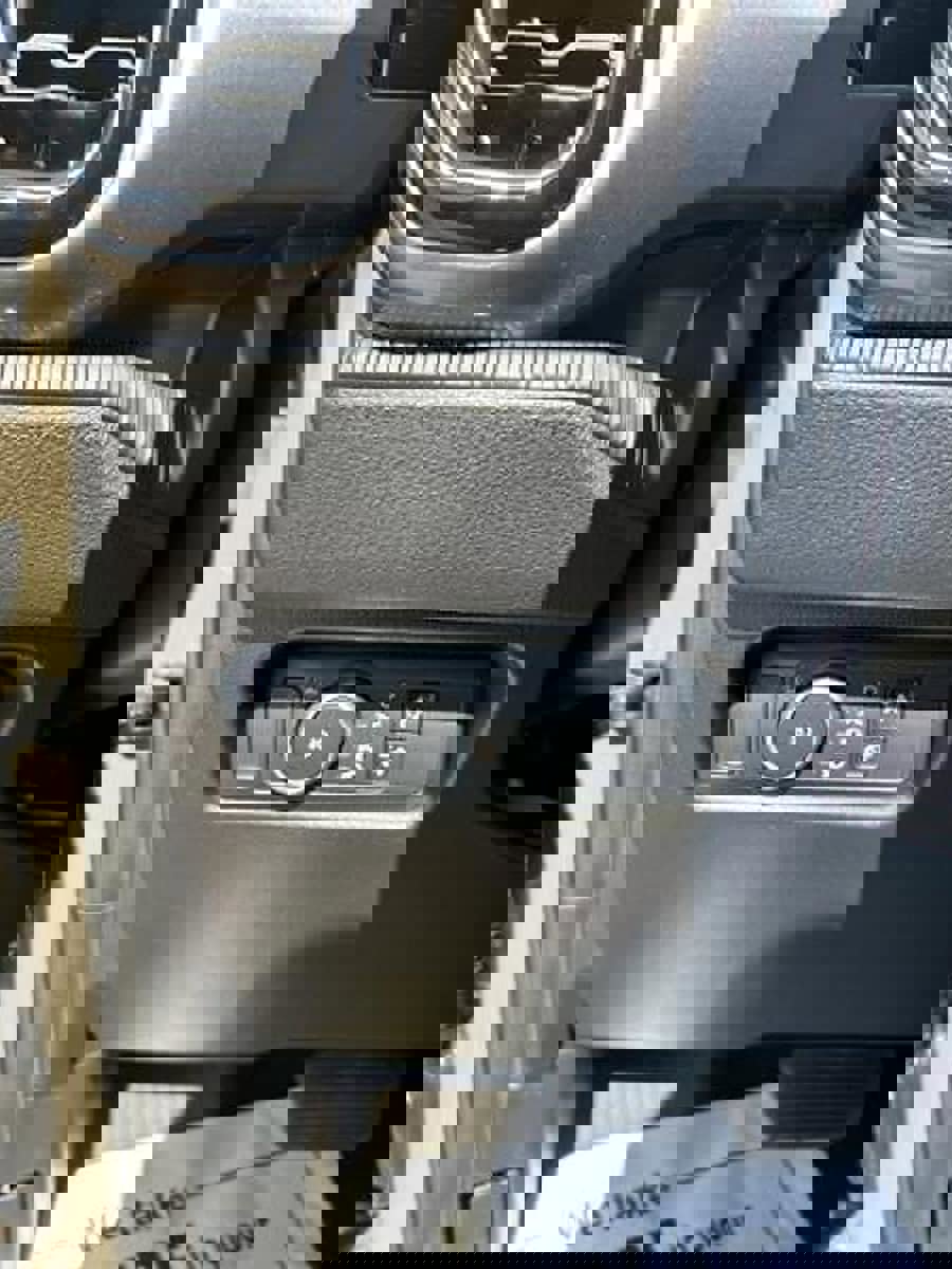 New 2025 Ford Ranger XLT w/ Equipment Group 301A High image 17