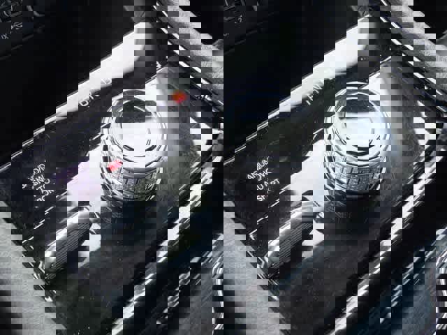 Used 2023 Jeep Grand Cherokee Limited image 37