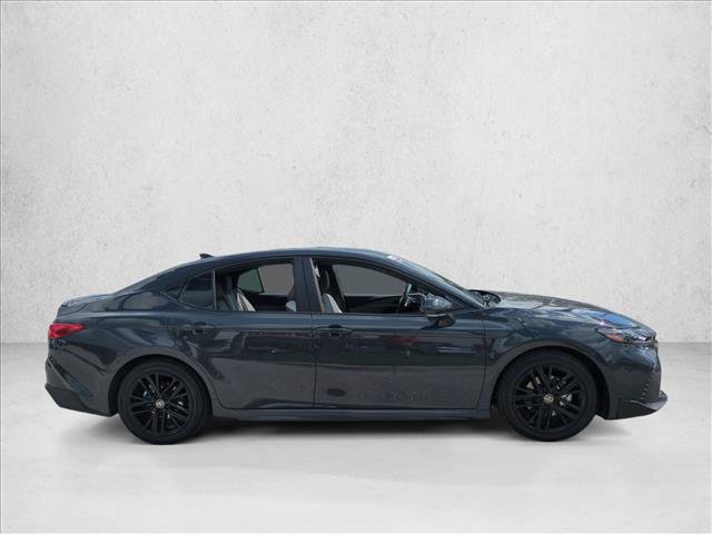 Certified 2025 Toyota Camry SE FWD image 4