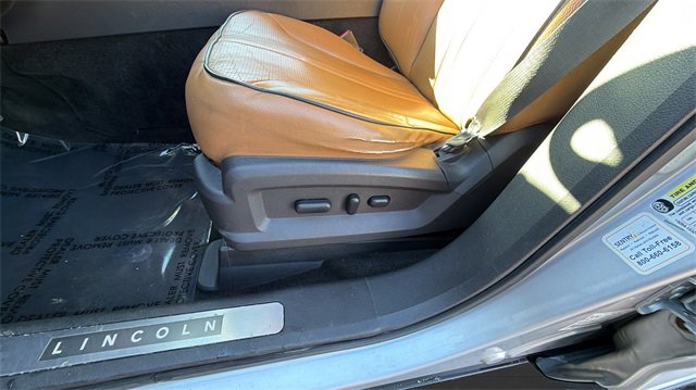 Used 2011 Lincoln MKX AWD w/ 102A Rapid Spec Order Code image 15