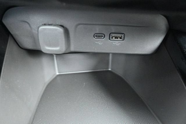 New 2026 Chevrolet Trax LT FWD image 28