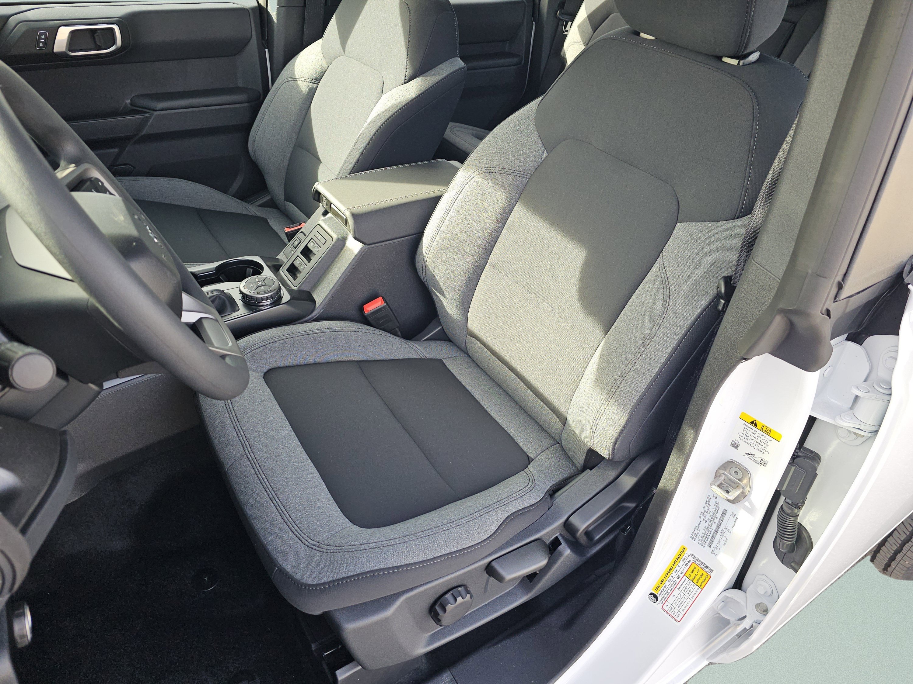 New 2025 Ford Bronco 4-Door AWD/4WD image 6