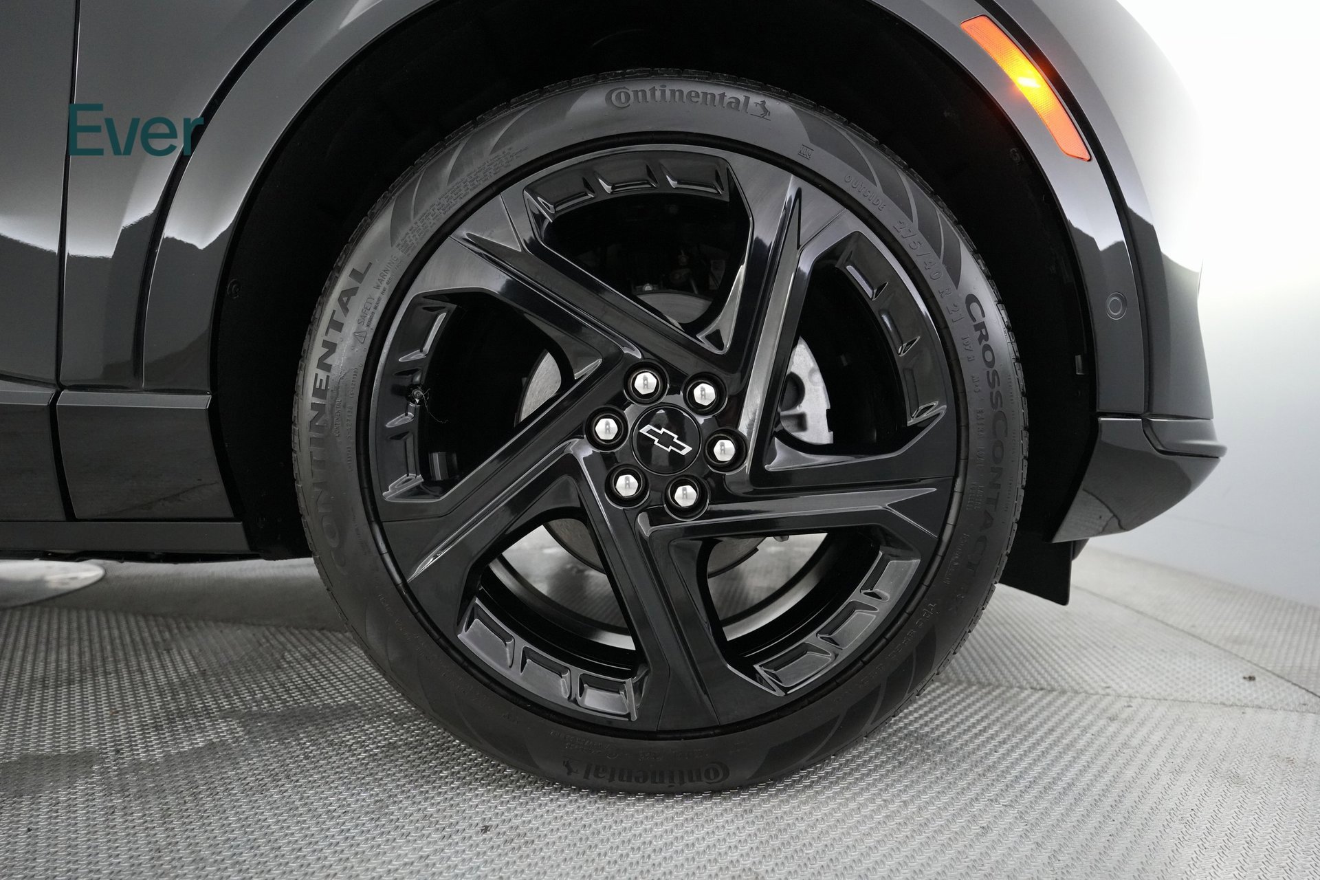 Used 2024 Chevrolet Equinox EV RS image 20