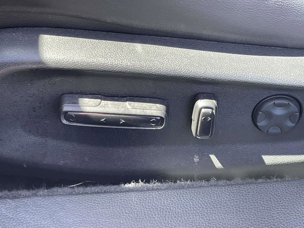 Used 2021 Honda Accord Touring image 27