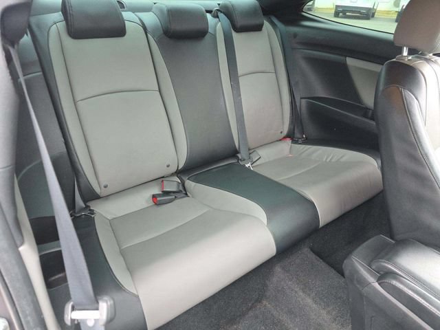 Used 2018 Honda Civic EX-L image 11