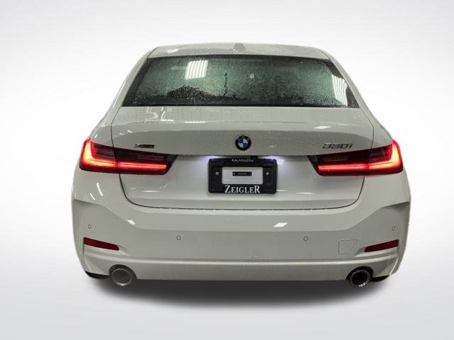 Used 2026 BMW 330i xDrive Sedan w/ Premium Package AWD/4WD image 7