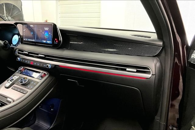 Used 2023 Hyundai Palisade Calligraphy image 18
