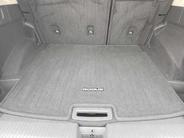 Used 2023 Nissan Rogue SV FWD image 32