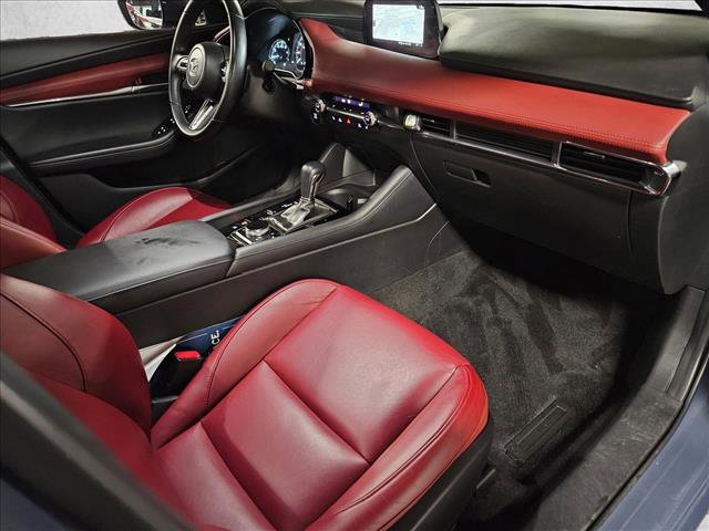 Used 2022 MAZDA MAZDA3 s image 21