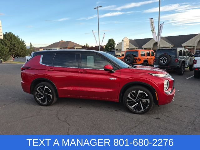Used 2023 Mitsubishi Outlander SEL AWD/4WD image 3