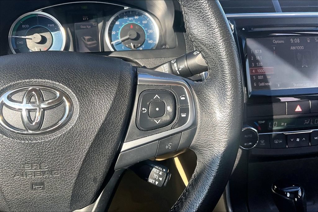 Used 2015 Toyota Camry XLE w/ Moonroof Package FWD image 19