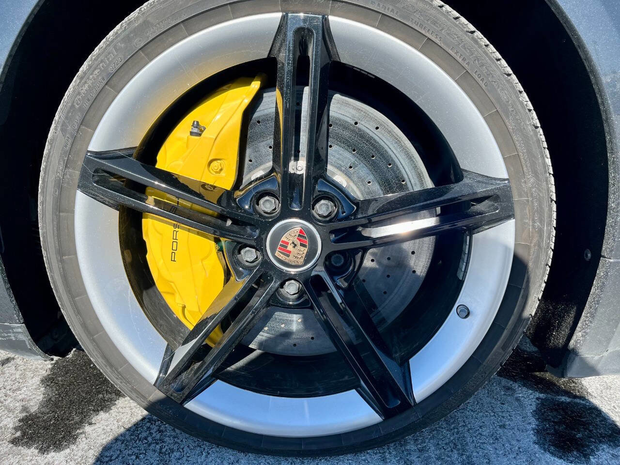 Used 2020 Porsche Taycan Turbo S image 27