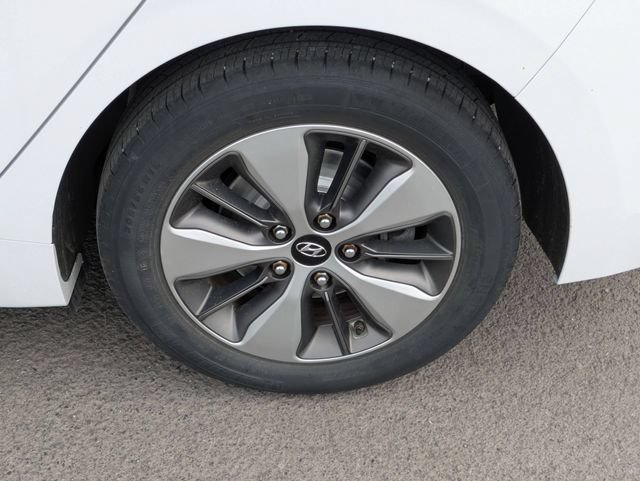 Used 2019 Hyundai Ioniq Limited FWD image 25