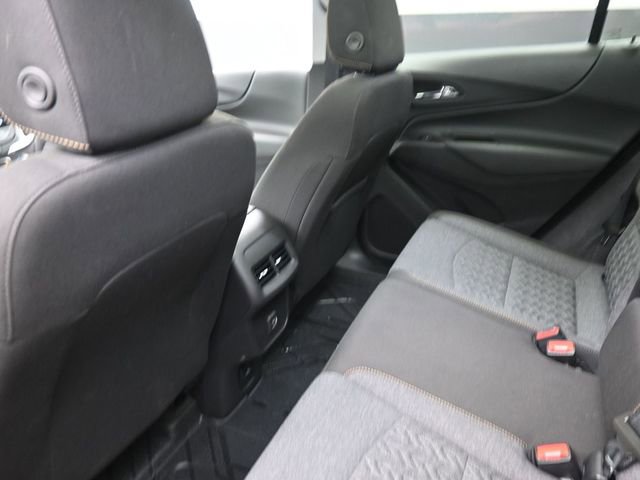 Used 2024 Chevrolet Equinox LT image 23