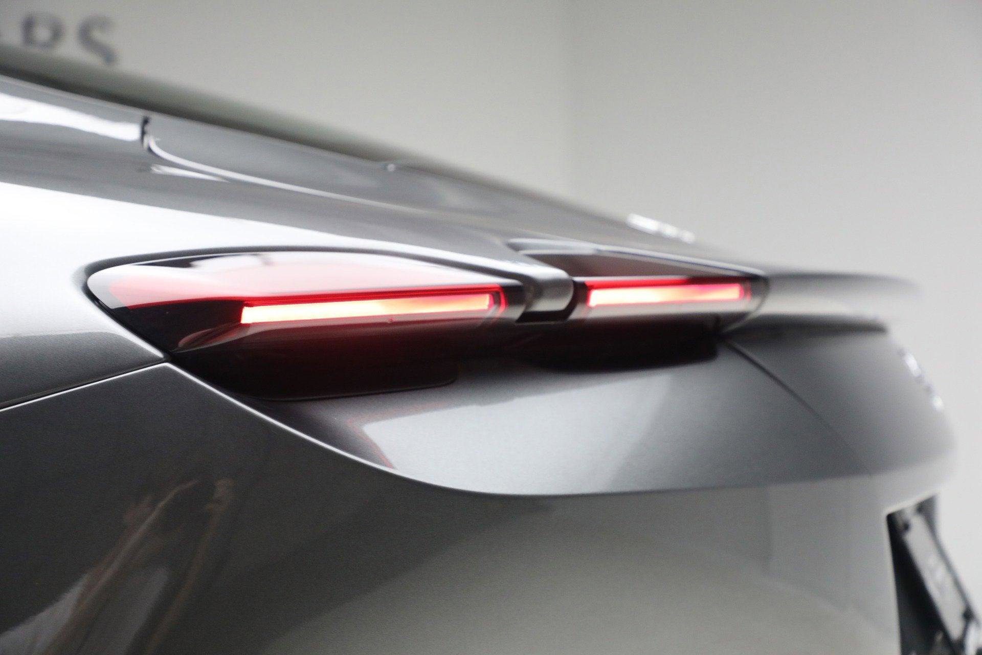 Certified 2024 Ferrari Roma image 25