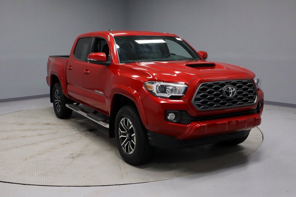 Used 2022 Toyota Tacoma TRD Sport image 1