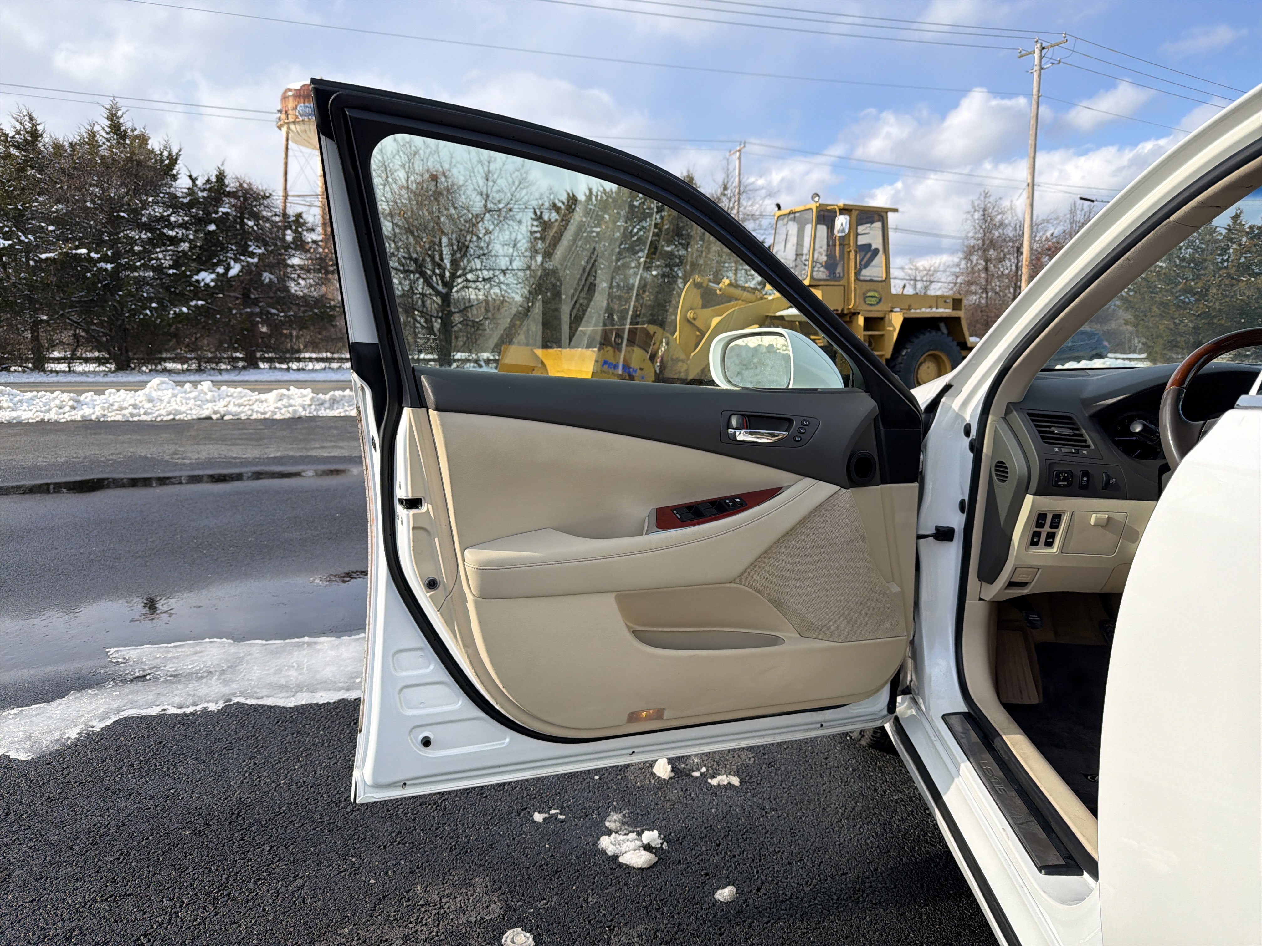 Used 2011 Lexus ES 350 image 11