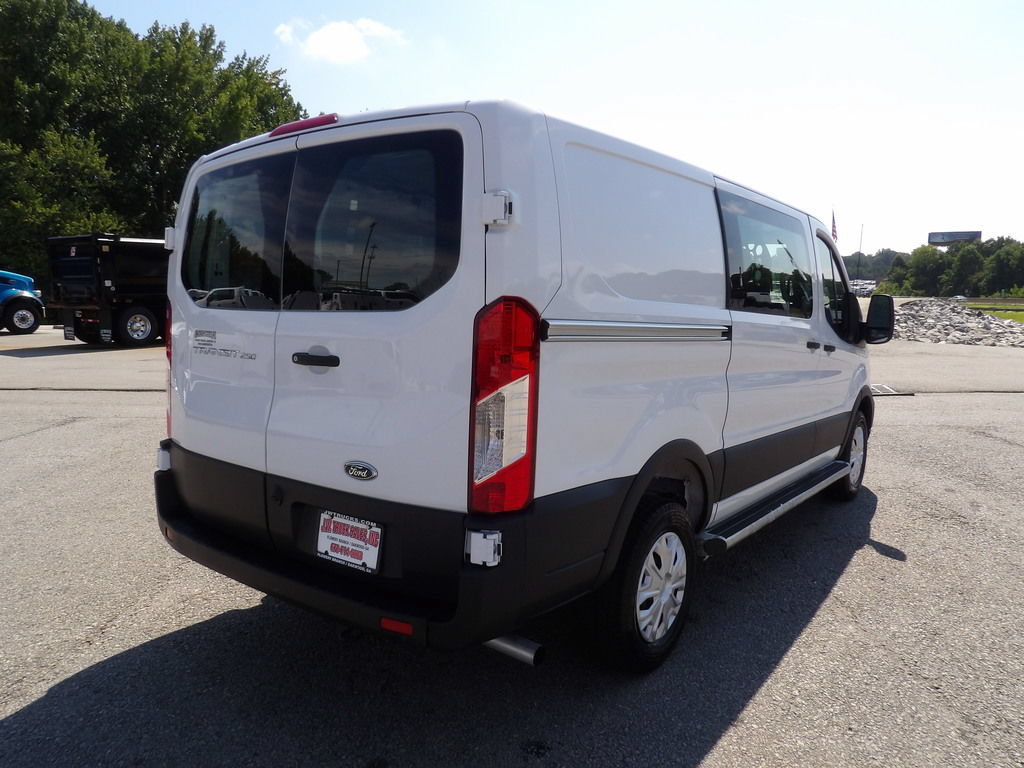 Used 2025 Ford Transit 250 Low Roof w/ Exterior Upgrade Package RWD image 7