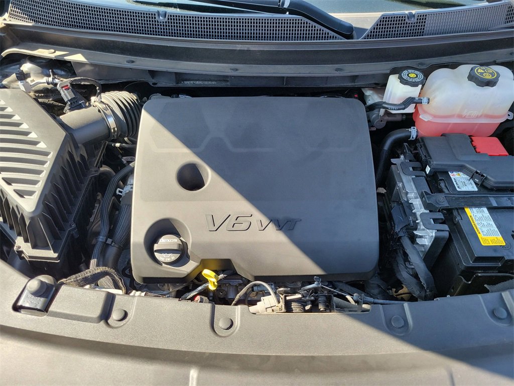 Used 2022 Chevrolet Traverse LS image 28