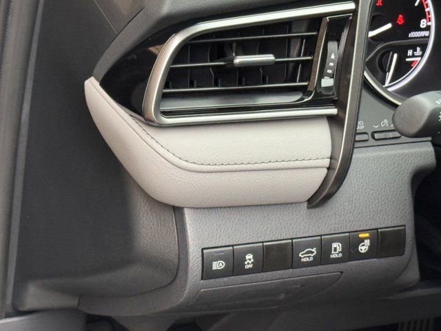 Used 2024 Toyota Camry XLE w/ Cold Weather Package image 18