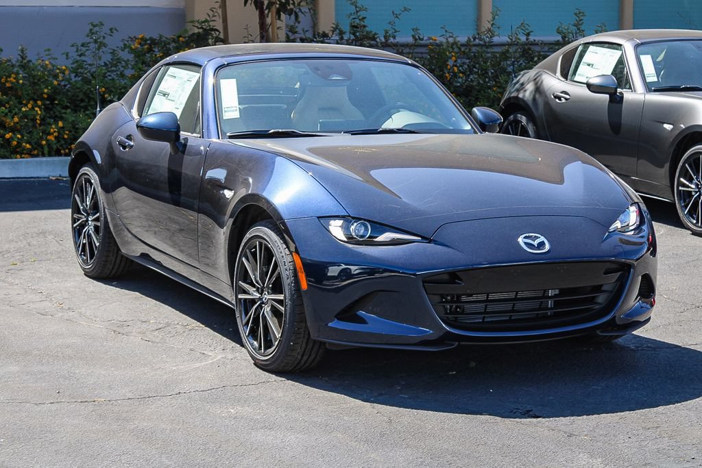 New 2026 MAZDA MX-5 Miata RF Grand Touring w/ Weather Package RWD image 3