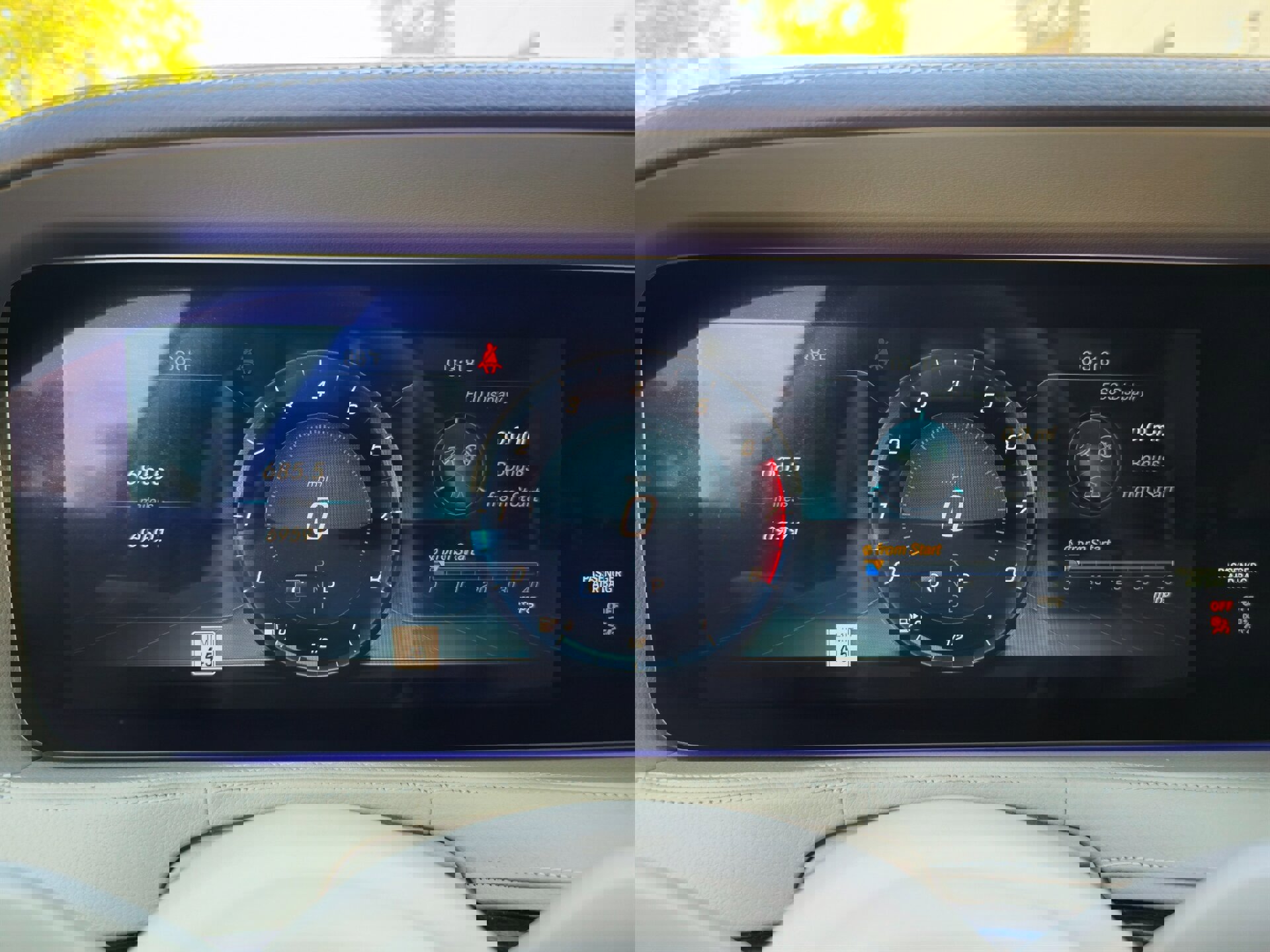 Used 2019 Mercedes-Benz S 560 Sedan image 18