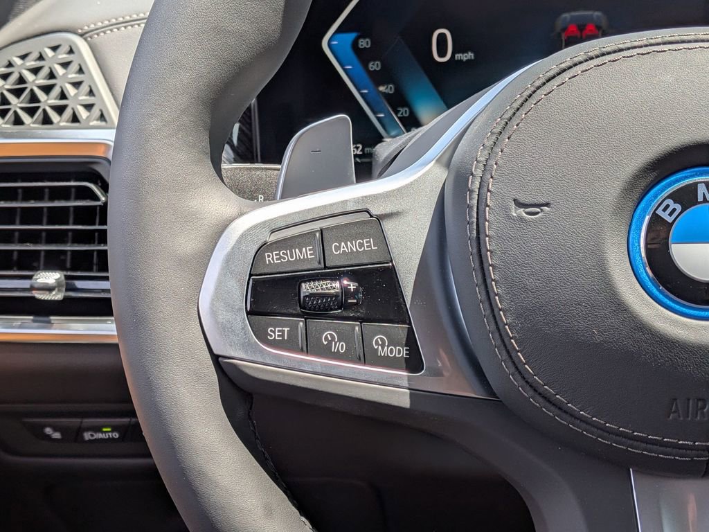 New 2026 BMW X5 xDrive50e w/ M Sport Package image 31