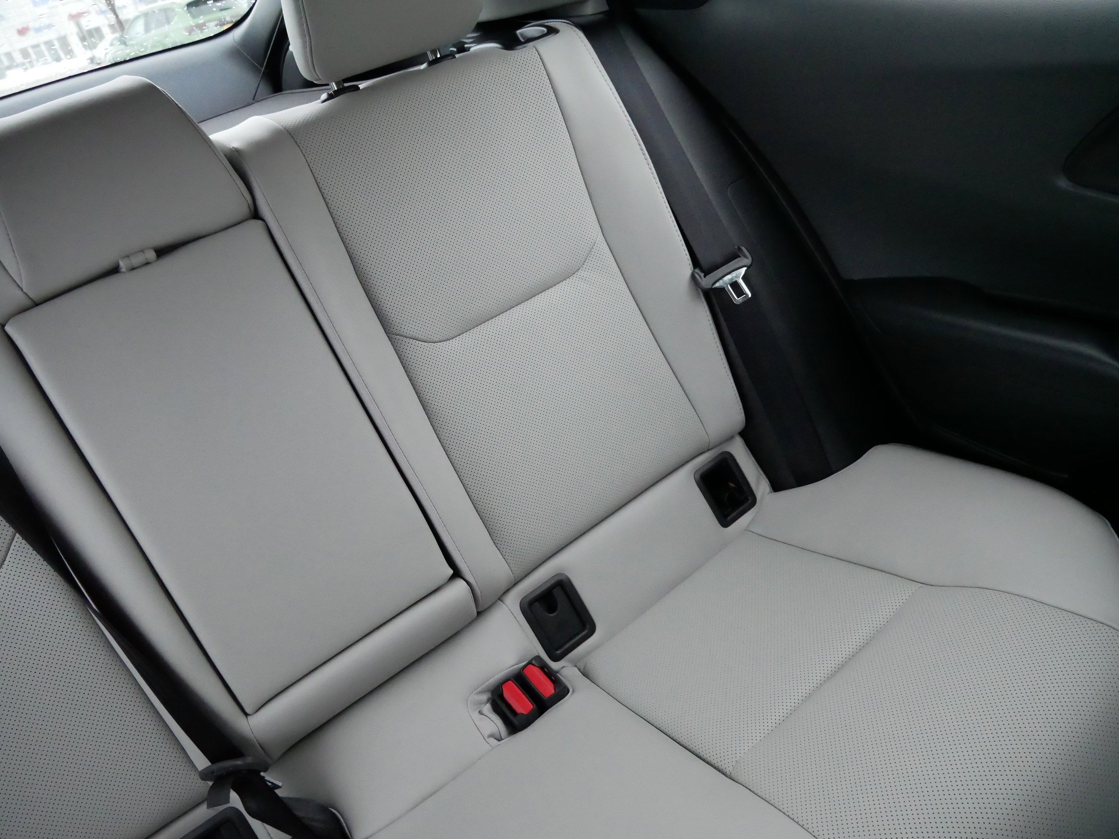 Used 2025 Toyota Prius Limited image 14