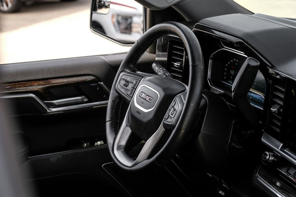 Used 2023 GMC Sierra 1500 Elevation image 11
