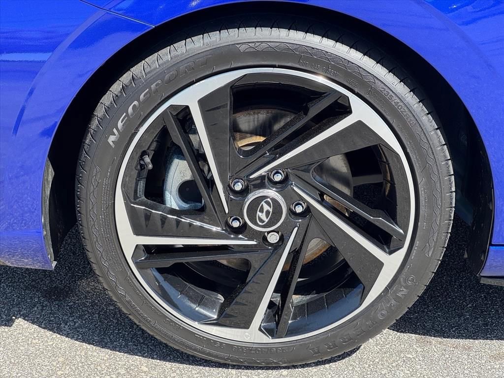 Used 2023 Hyundai Elantra N Line image 9