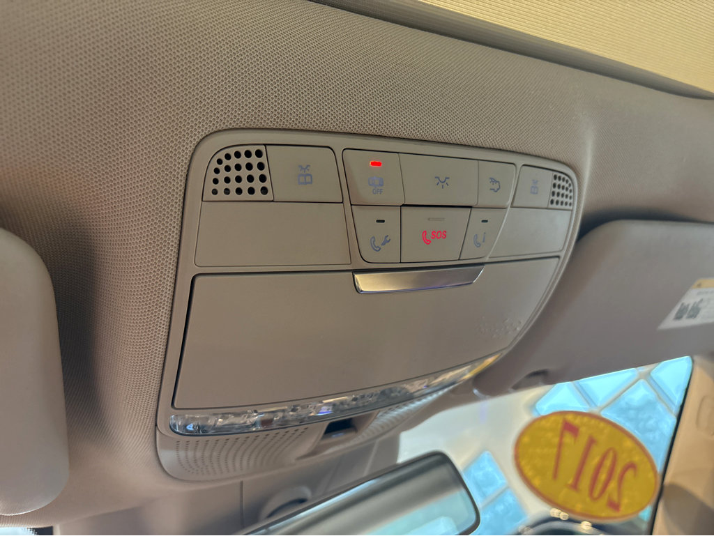 Used 2017 Mercedes-Benz E 300 4MATIC image 43