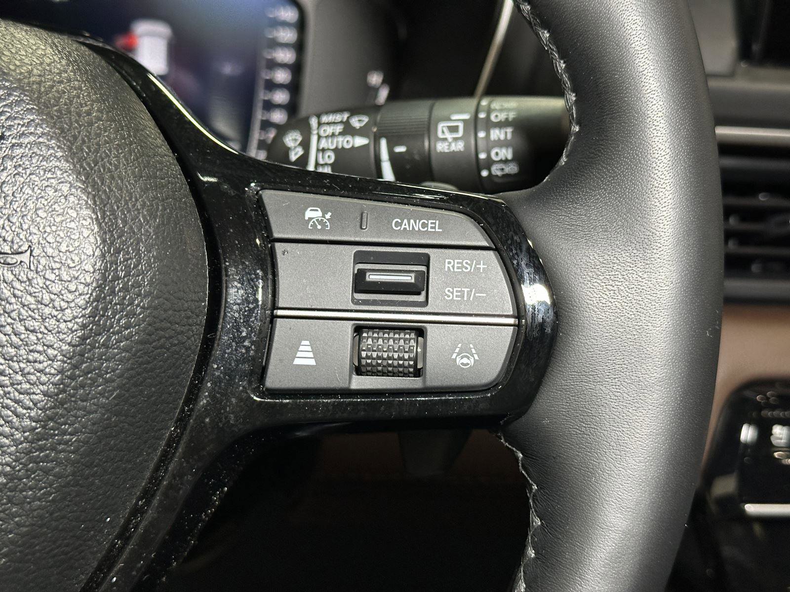 Certified 2025 Honda Pilot Elite image 26