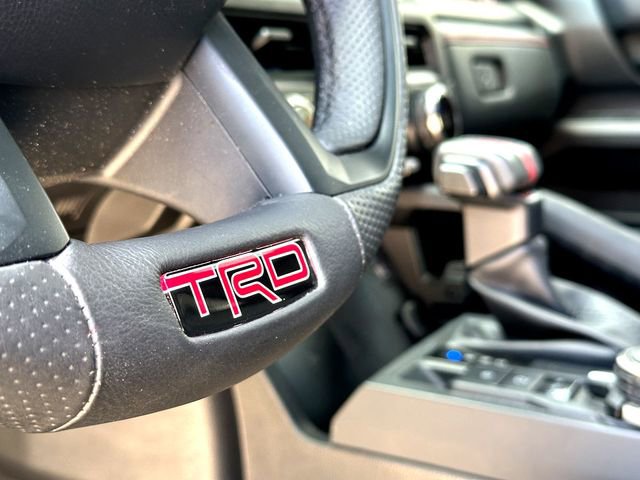 Used 2025 Toyota Tacoma TRD Pro AWD/4WD image 16
