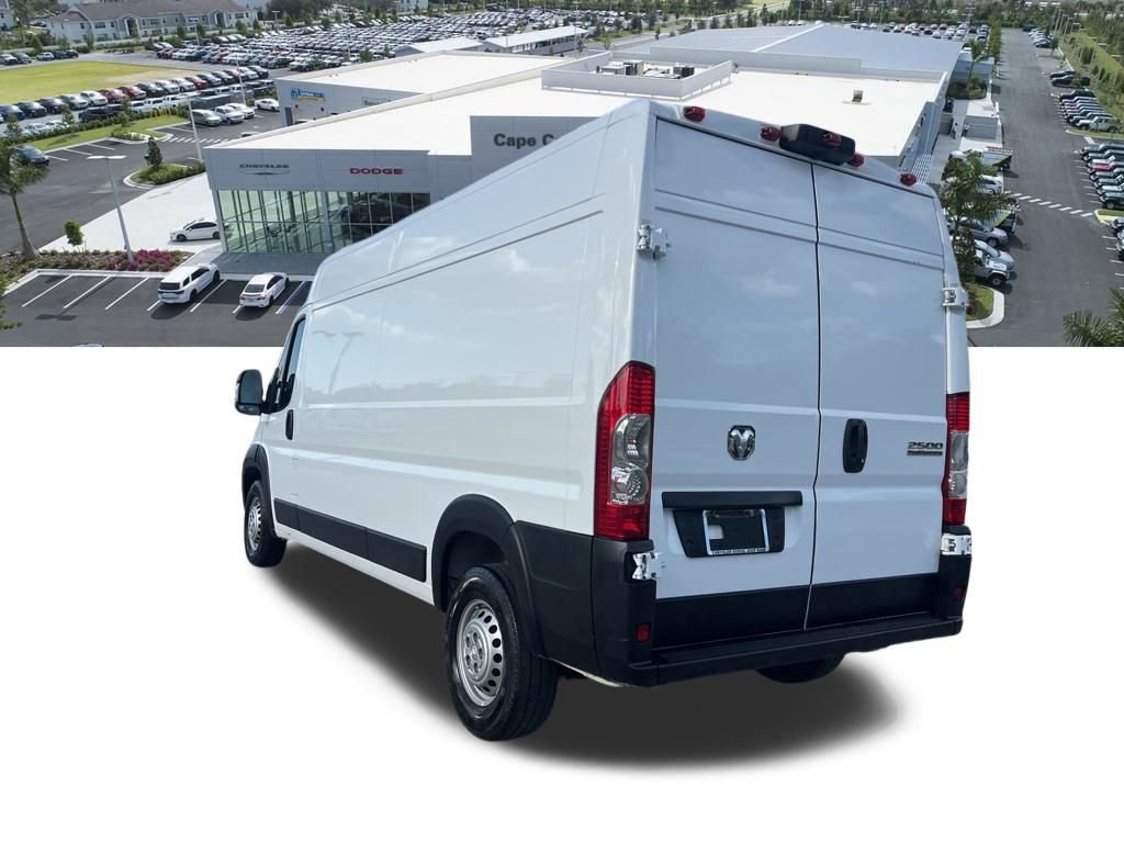 Used 2024 RAM ProMaster 2500 w/ Convenience Group FWD image 29