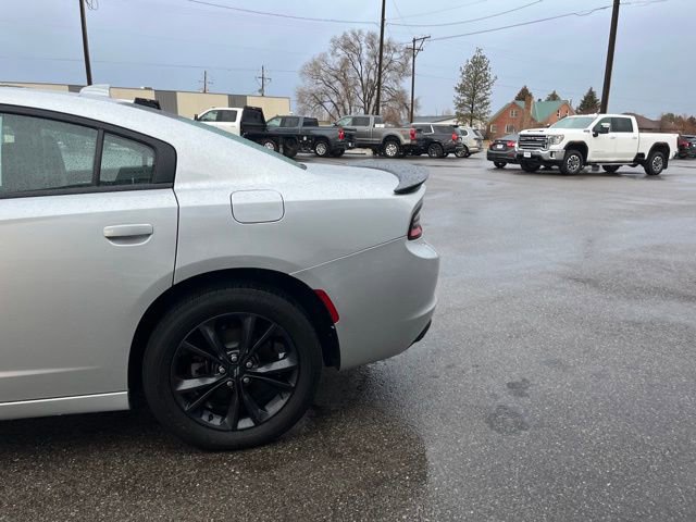 Used 2020 Dodge Charger SXT w/ Blacktop Package AWD/4WD image 6