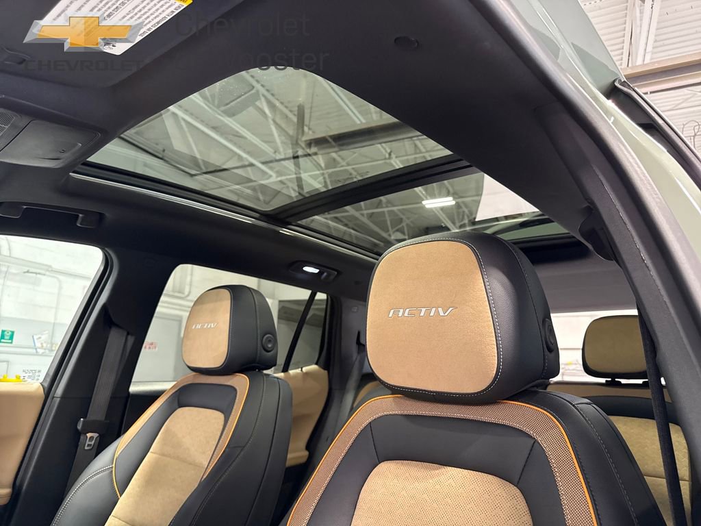 Used 2025 Chevrolet Equinox ACTIV image 22