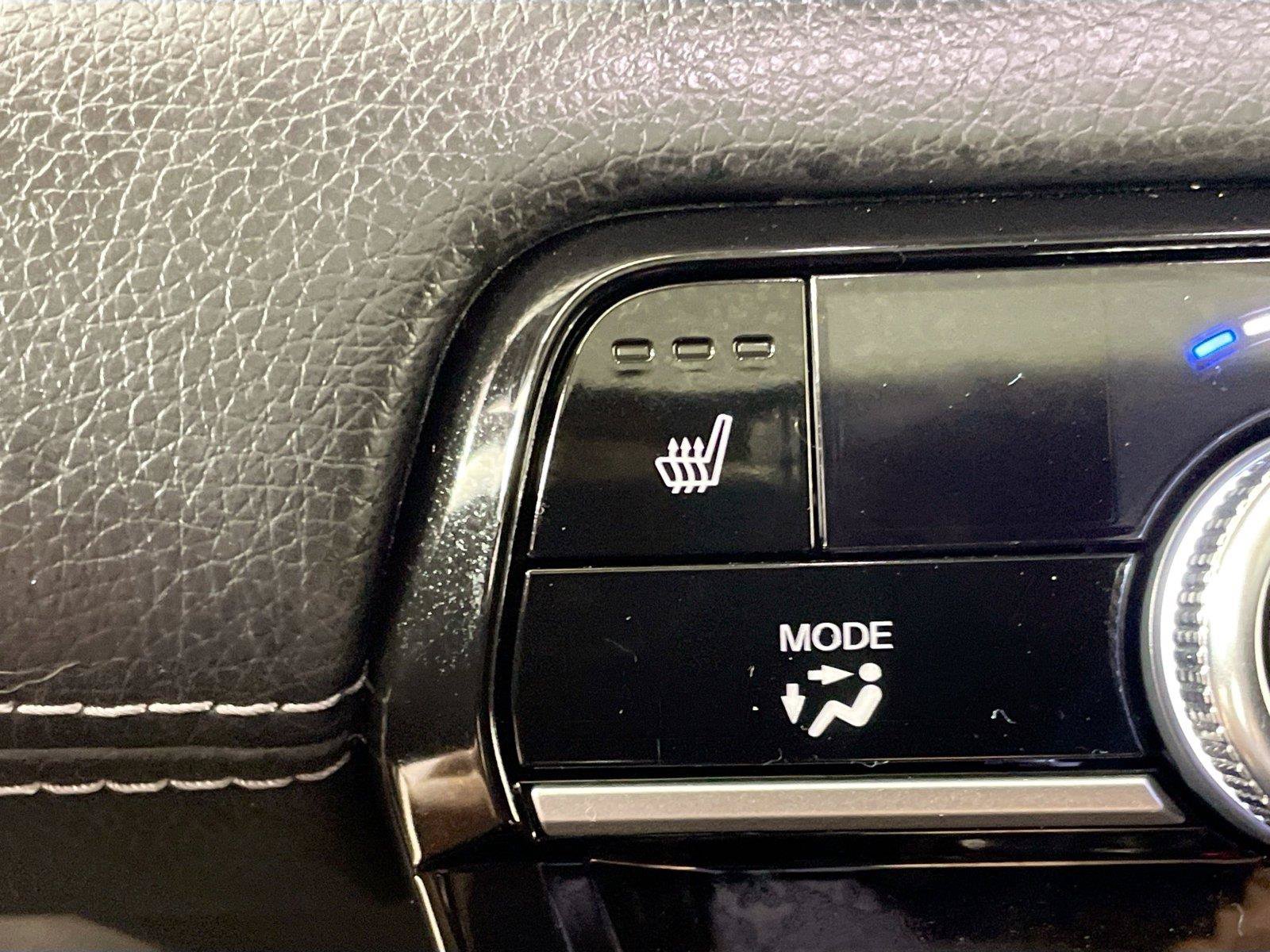 Used 2025 Honda Pilot Touring image 16