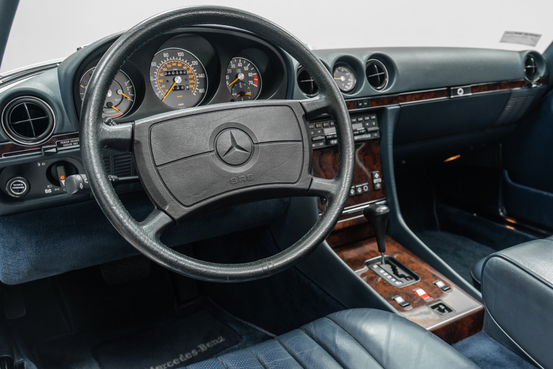 Used 1987 Mercedes-Benz 560 SL image 13