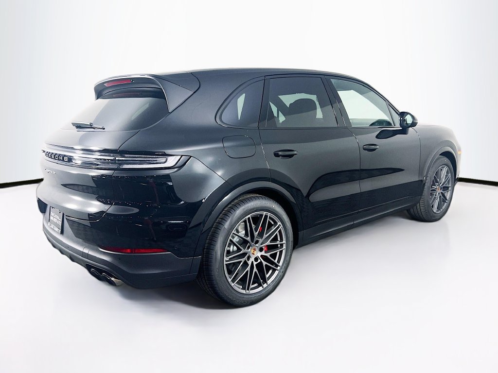 New 2026 Porsche Cayenne S AWD/4WD image 9